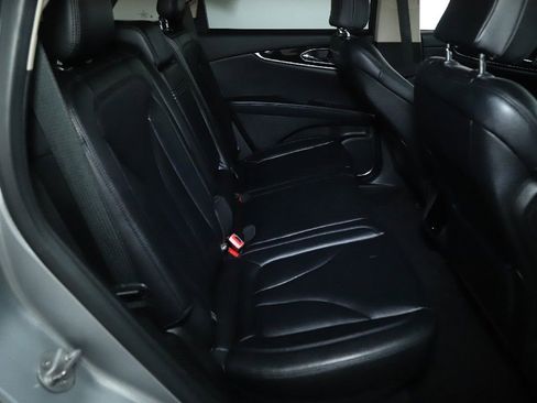 Certified 2022 Lincoln Nautilus AWD w/ Premium Package image 32