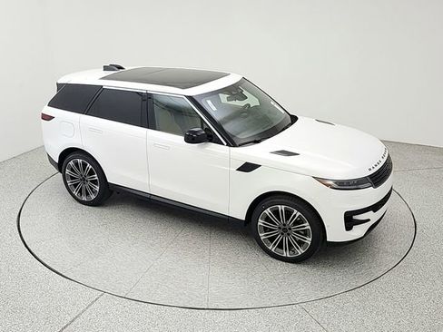 New 2026 Land Rover Range Rover Sport SE AWD/4WD image 15