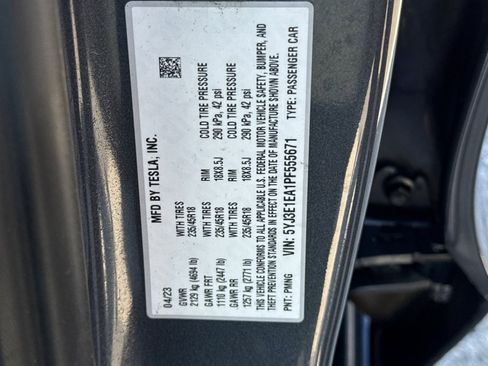 Used 2023 Tesla Model 3 Standard Range RWD image 17