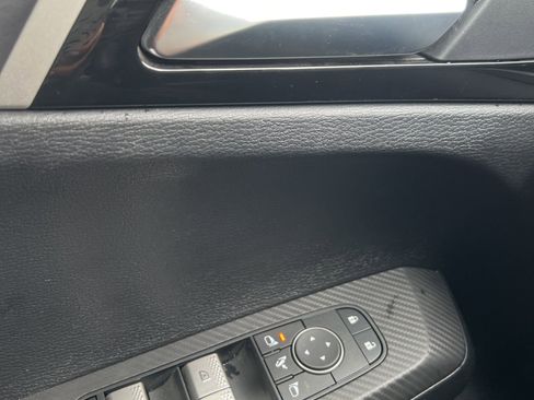 Used 2024 Mitsubishi Outlander AWD image 16