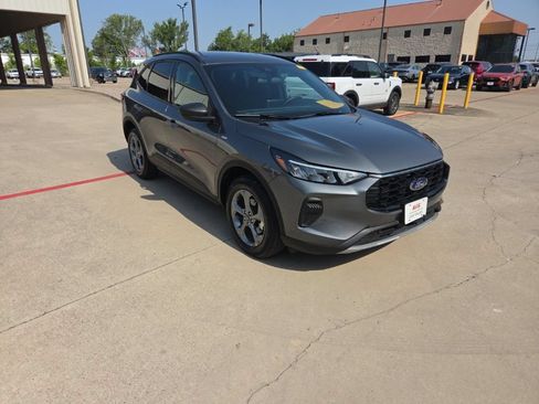 Used 2025 Ford Escape ST-Line AWD/4WD image 6