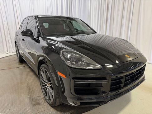 Certified 2023 Porsche Cayenne Turbo image 34