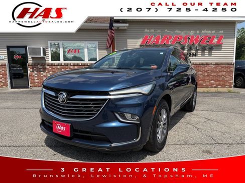 Used 2023 Buick Enclave Essence AWD/4WD image 2