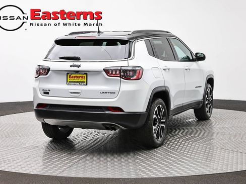 Used 2022 Jeep Compass Limited AWD/4WD image 5