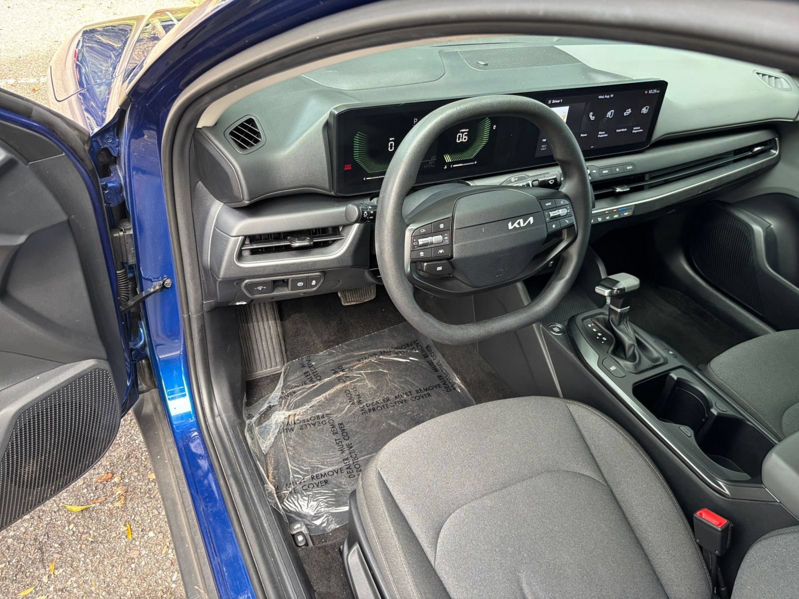 Used 2025 Kia K4 FWD image 32