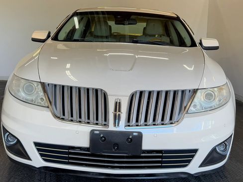 Used 2009 Lincoln MKS AWD image 3