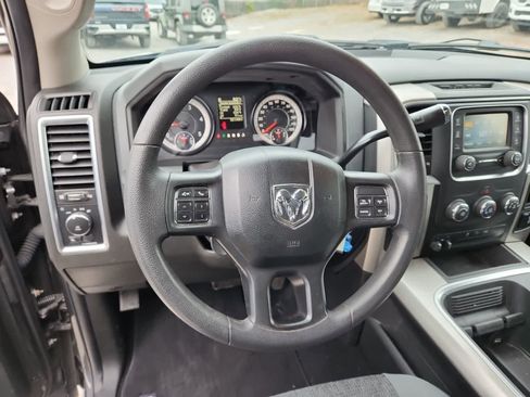 Used 2018 RAM 3500 SLT image 12