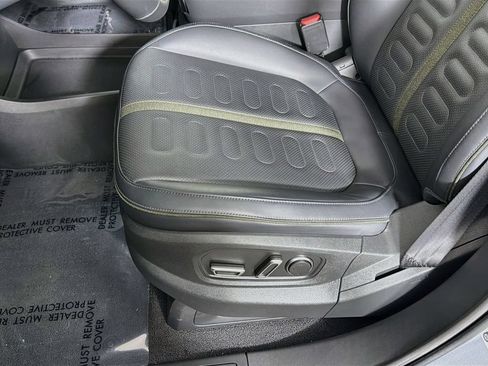 Used 2025 Rivian R1S Adventure AWD/4WD image 20