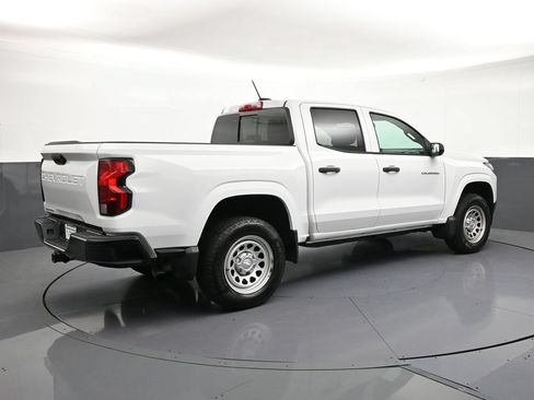 Used 2023 Chevrolet Colorado W/T RWD image 5