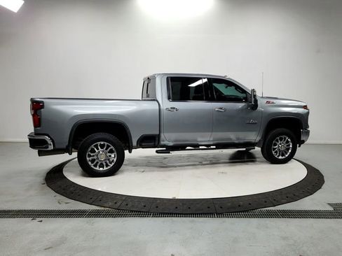 Used 2024 Chevrolet Silverado 2500 LTZ w/ LTZ Premium Texas Edition AWD/4WD image 9