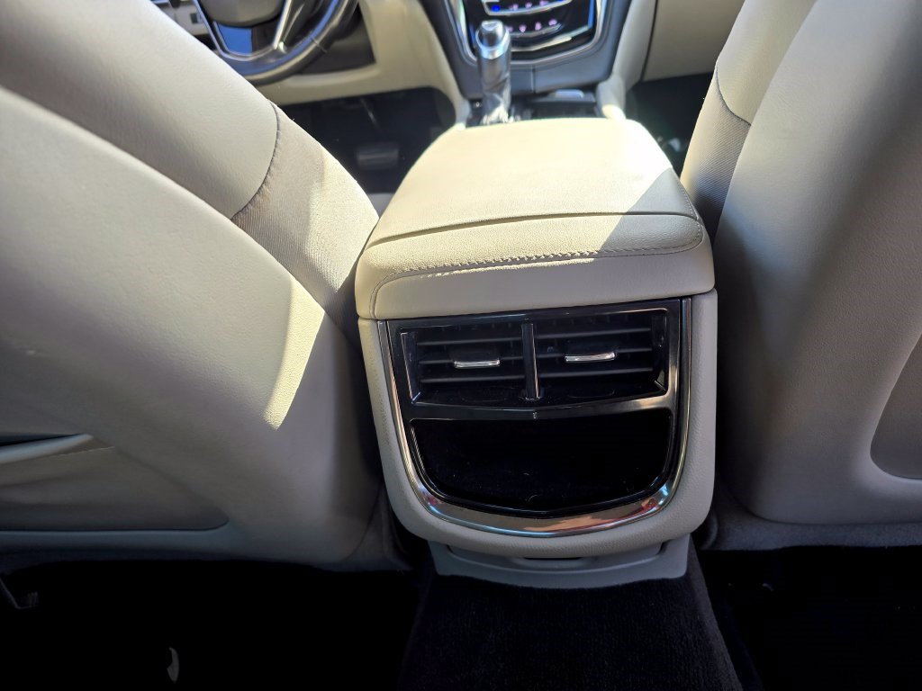 Used 2019 Cadillac CTS Sedan RWD image 31