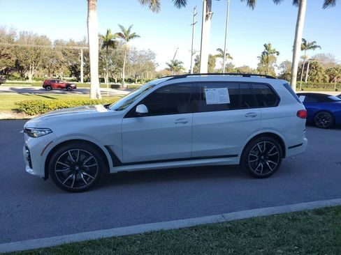 Used 2019 BMW X7 xDrive50i w/ Dynamic Handling Package image 2