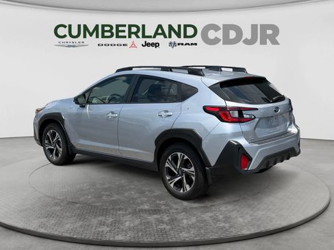 Used 2024 Subaru Crosstrek 2.0i Premium AWD/4WD image 4
