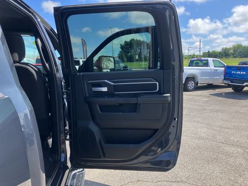 Certified 2026 RAM 2500 Big Horn AWD/4WD image 21