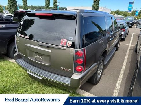 Used 2013 GMC Yukon XL Denali AWD/4WD image 5