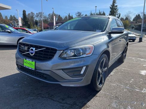 Used 2016 Volvo XC60 T6 R-Design Platinum w/ Climate Package image 8