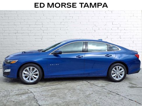 Used 2023 Chevrolet Malibu LT image 2