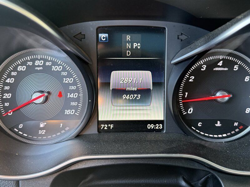 Used 2018 Mercedes-Benz C 300 Coupe image 11
