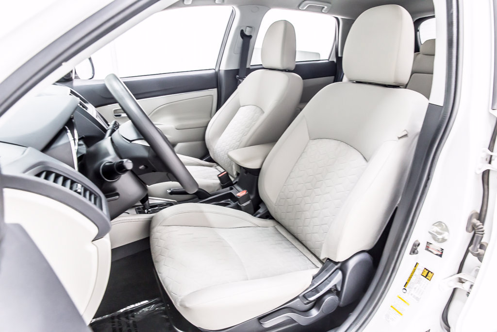 Used 2020 Mitsubishi Outlander Sport ES FWD image 27