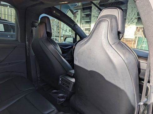 Used 2019 Tesla Model X Performance image 18