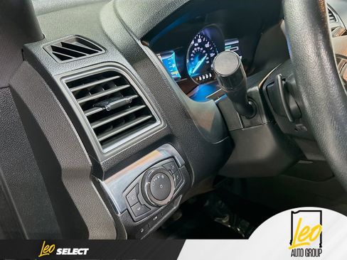 Used 2019 Ford Explorer Sport image 10