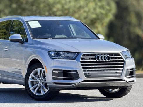 Used 2018 Audi Q7 3.0T Premium image 49