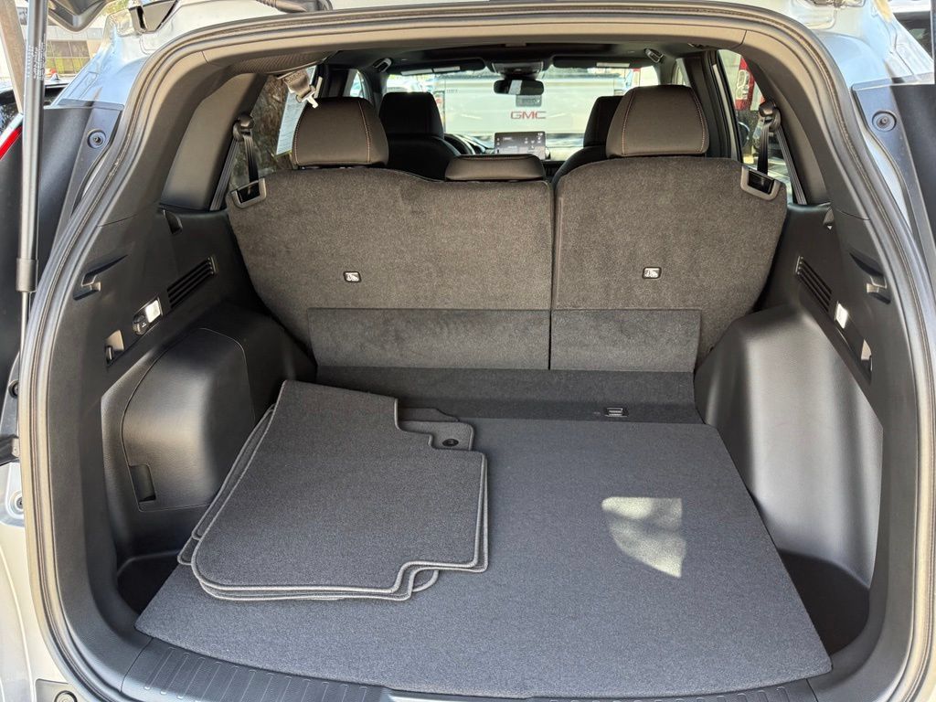 Certified 2026 Honda CR-V Sport image 18