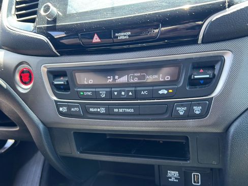 Used 2023 Honda Ridgeline Sport image 18