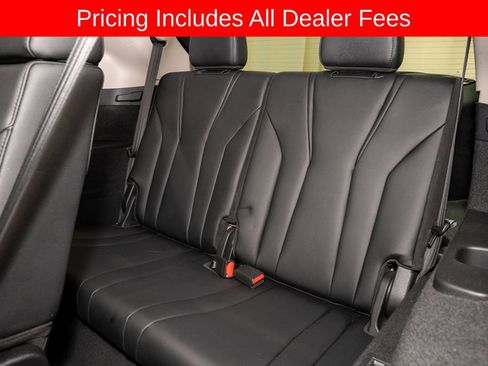 Used 2022 Acura MDX SH-AWD image 12