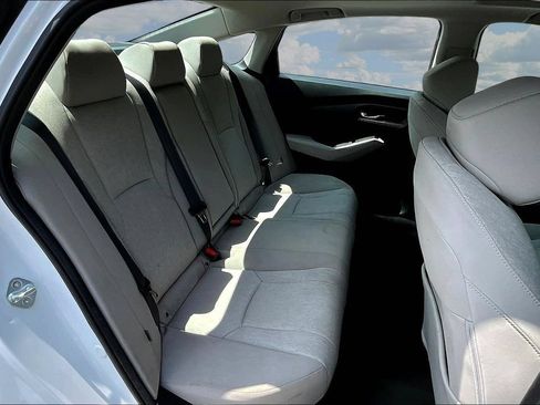 Used 2023 Honda Accord EX image 26