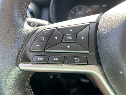 Used 2023 Nissan Kicks SR image 26