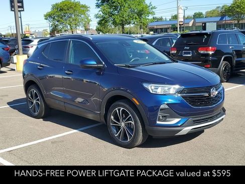 Certified 2023 Buick Encore GX Select FWD image 3