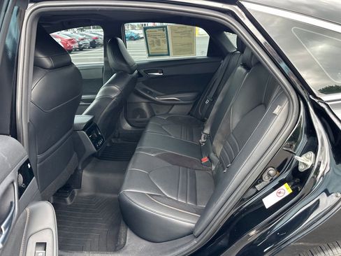 Used 2019 Toyota Avalon Touring w/ Advanced Safety Package FWD image 16