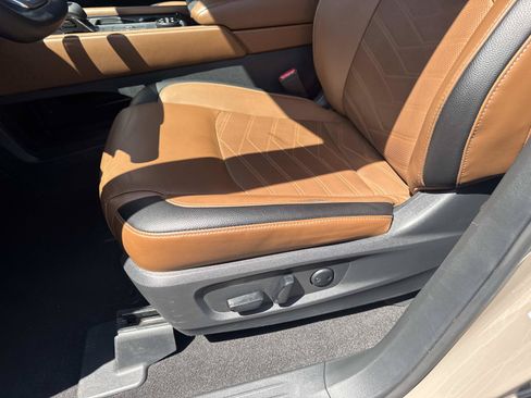 Used 2023 Nissan Pathfinder Platinum w/ Cargo Package AWD/4WD image 18