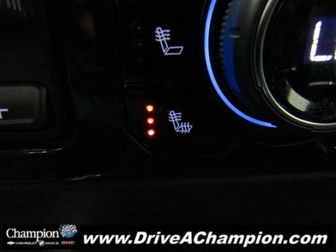 Used 2023 Chevrolet Silverado 1500 High Country image 11