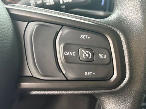 Used 2025 Jeep Wrangler Sport AWD/4WD image 8