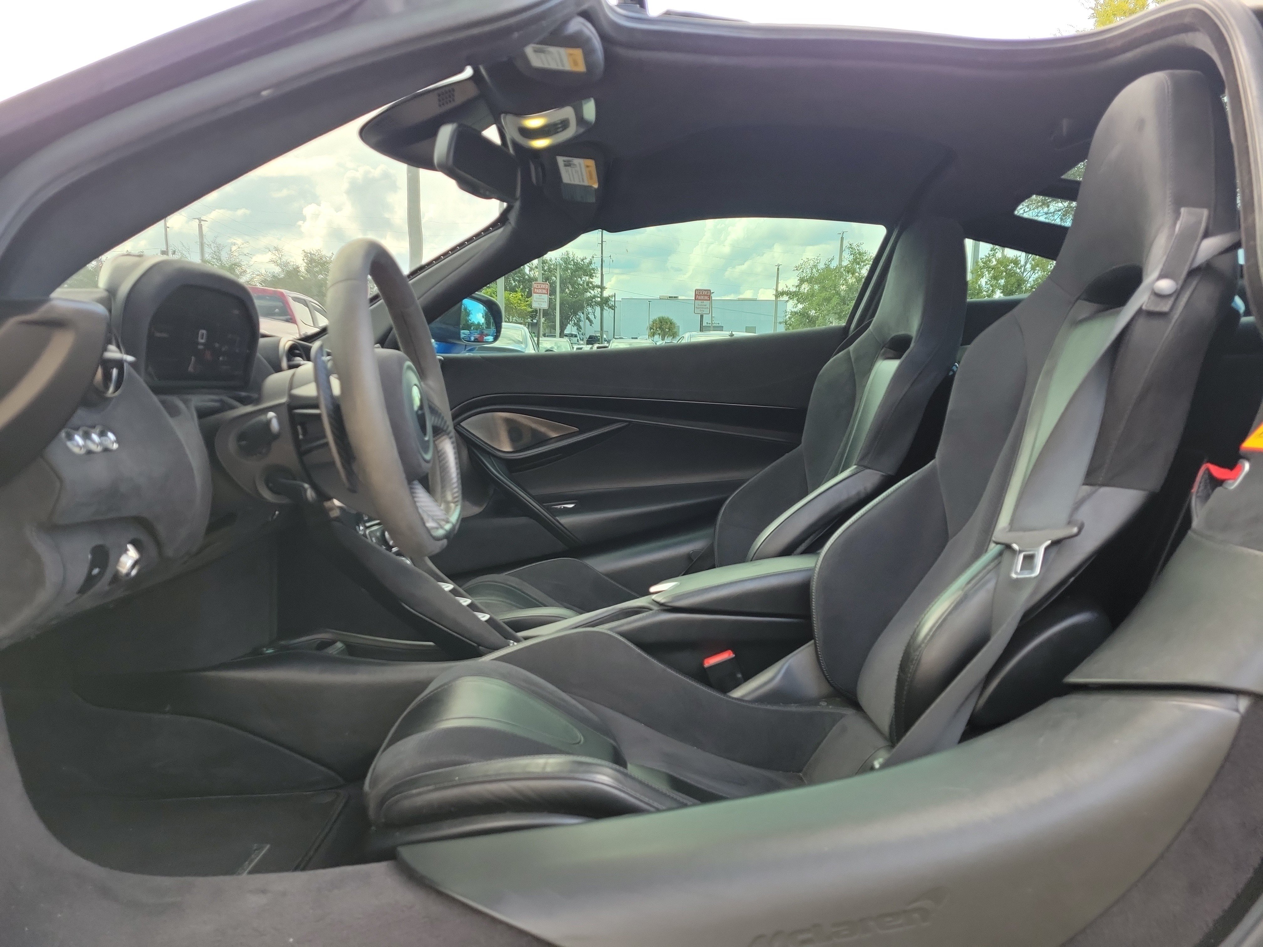 Used 2018 McLaren 720S Luxury RWD image 15