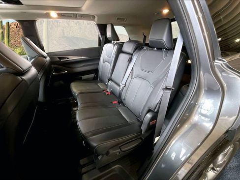 Used 2025 INFINITI QX60 Luxe w/ Vision Package image 26