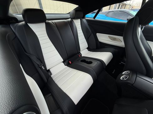 Used 2022 Mercedes-Benz E 450 4MATIC Coupe image 23