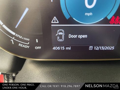 Used 2022 MINI Cooper 4-Door Hardtop image 28