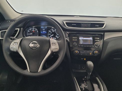 Used 2016 Nissan Rogue S FWD image 22