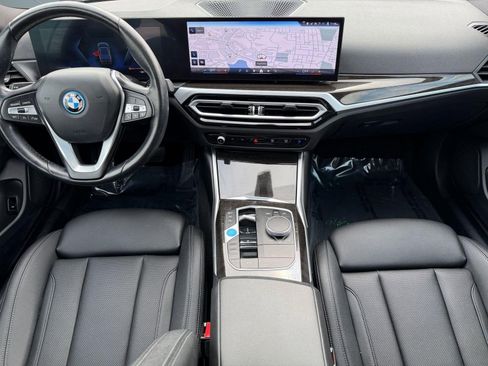 Used 2024 BMW i4 eDrive35 w/ Convenience Package image 16