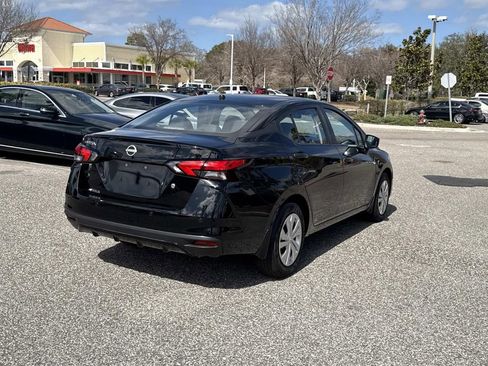 Certified 2025 Nissan Versa S w/ Trunk Package image 4