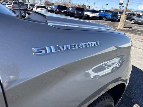 Certified 2023 Chevrolet Silverado 1500 Custom image 11