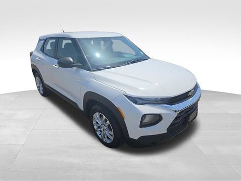 Used 2023 Chevrolet TrailBlazer LS FWD image 1