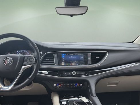 Used 2023 Buick Enclave Avenir image 12