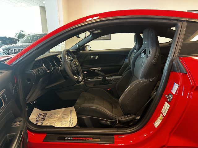 Used 2018 Ford Mustang Shelby GT350 w/ Electronics Package RWD image 18