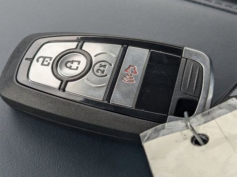 New 2025 Ford Maverick XLT w/ XLT Luxury Package image 34