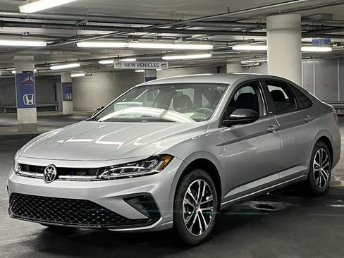 New 2025 Volkswagen Jetta Sport image 3