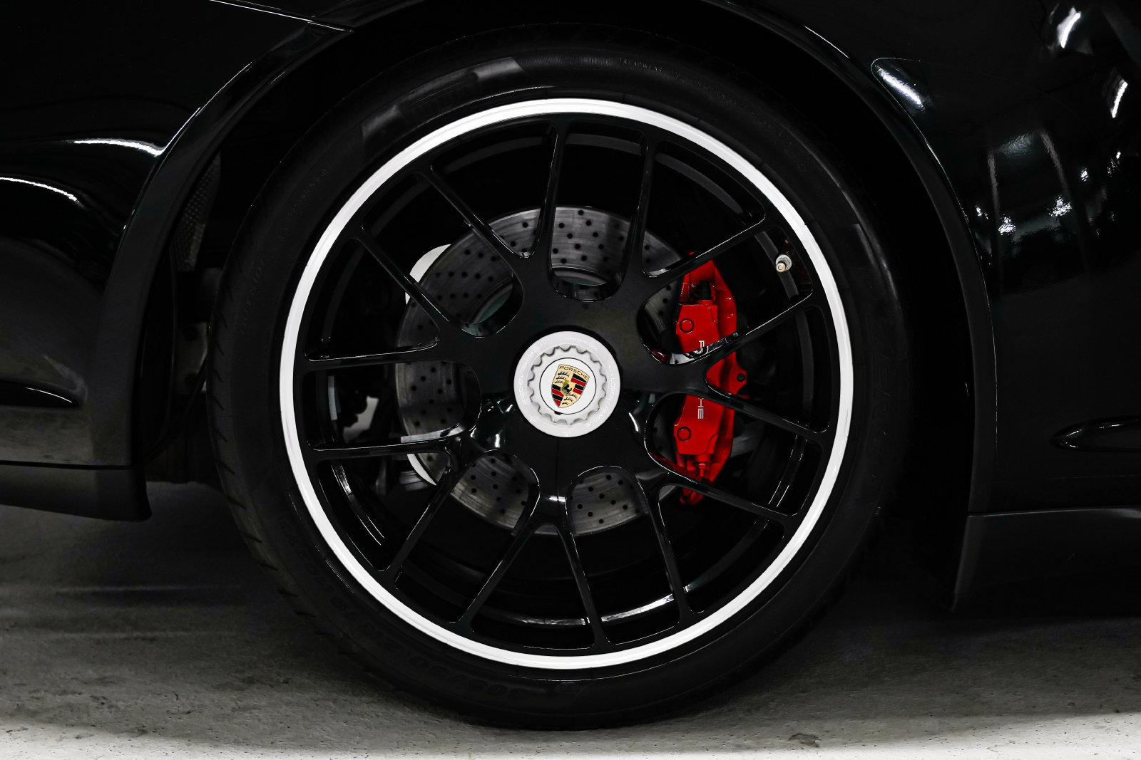 Used 2012 Porsche 911 Carrera GTS RWD image 43